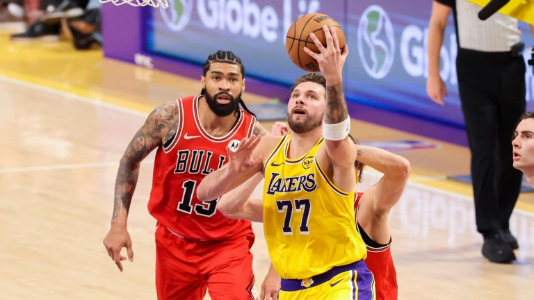 Top Images as Lakers Slash Bulls | Luka Dončić Scores 51 Points
