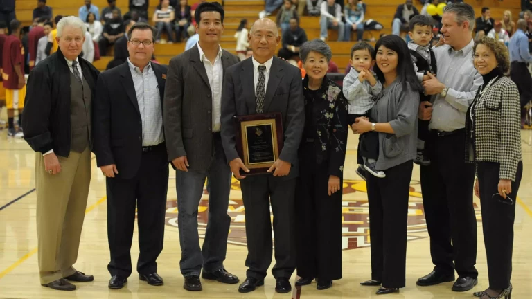 Wooden Award Flashback: Dave Yanai’s Lasting Impact Highlights Wooden Award’s Legacy of Coaching Excellence