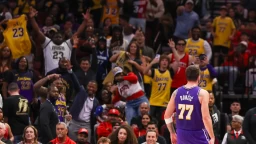 Lakers push win streak to seven games in Houston behind Luka Dončić and LeBron James