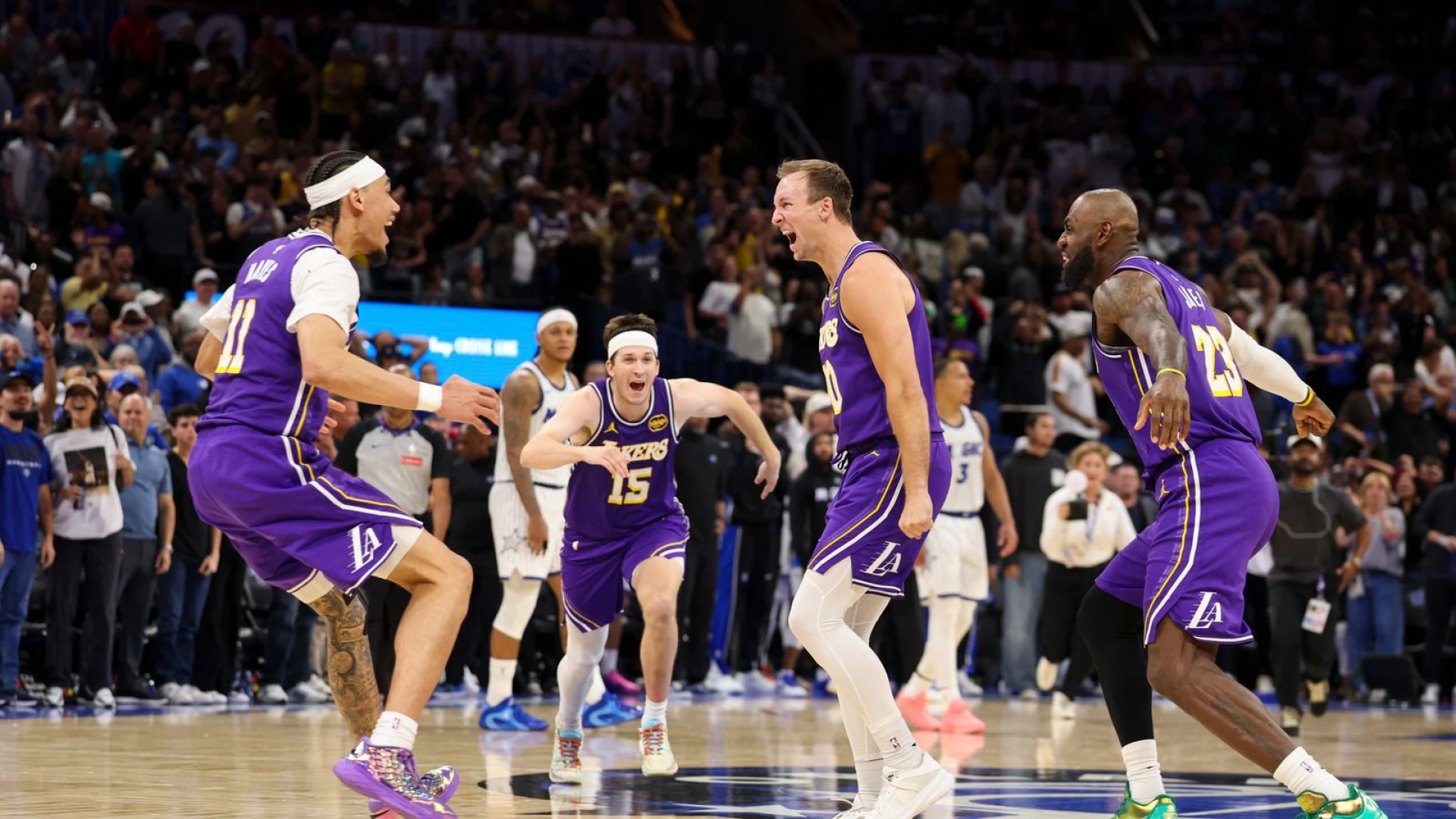 Lakers extend win streak on Luke Kennard’s game-winner in Orlando