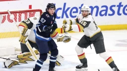 Mistakes continue to hound Golden Knights against Jets