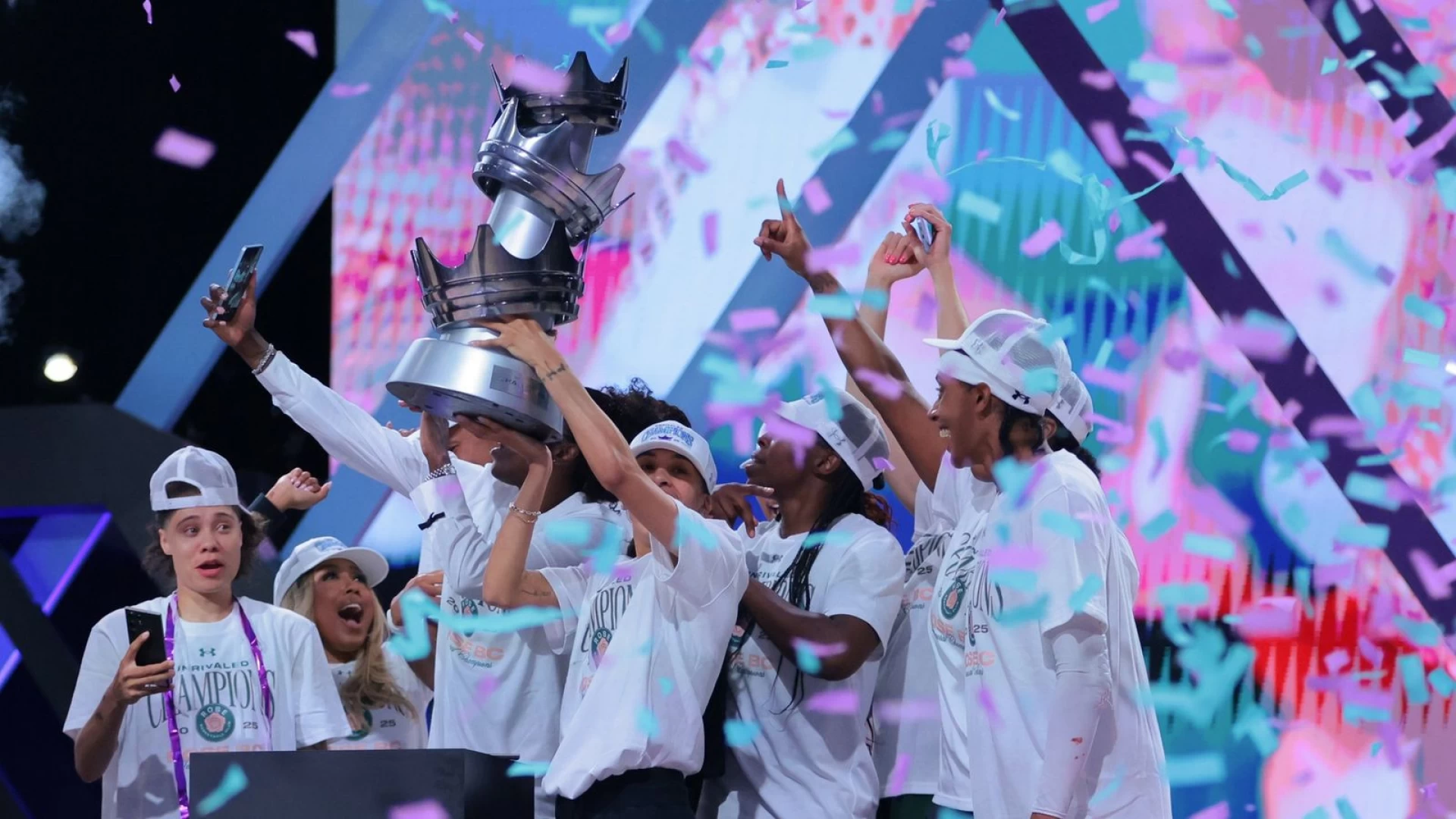 Aces net new assistant coach with ties to Chelsea Gray