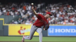 Angels split weekend series 2-2: Jack Kochanowicz gets lifted in the third, Drew Pomeranz gives up 3 in the eighth