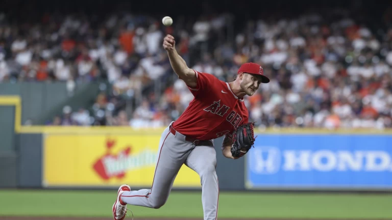 Angels split weekend series 2-2: Jack Kochanowicz gets lifted in the third, Drew Pomeranz gives up 3 in the eighth