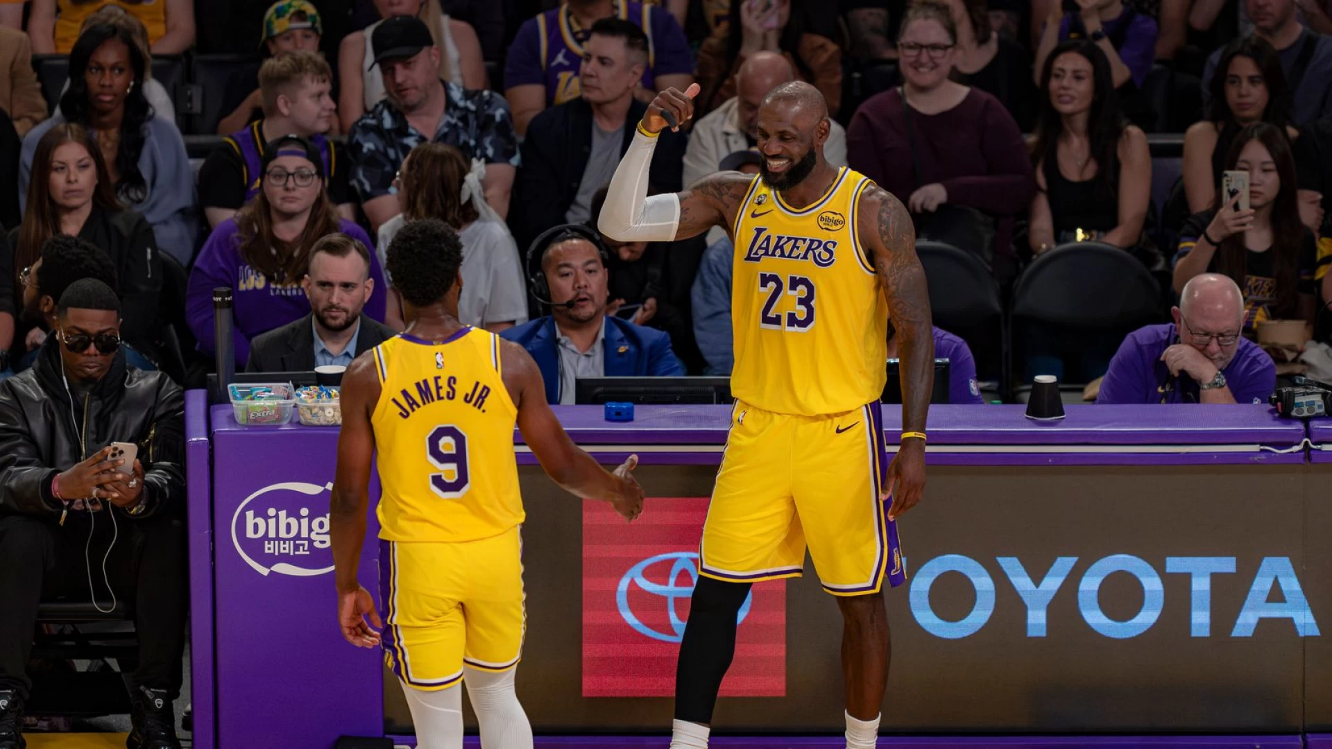 Luka-less Lakers overpower Wizards behind LeBron James triple-double