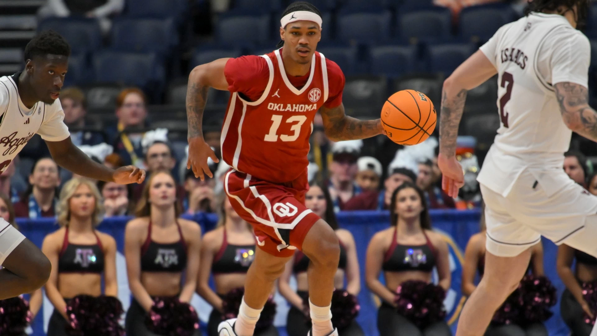 2026 College Basketball Crown Best Bets: Picks for Tonight, Apr. 1