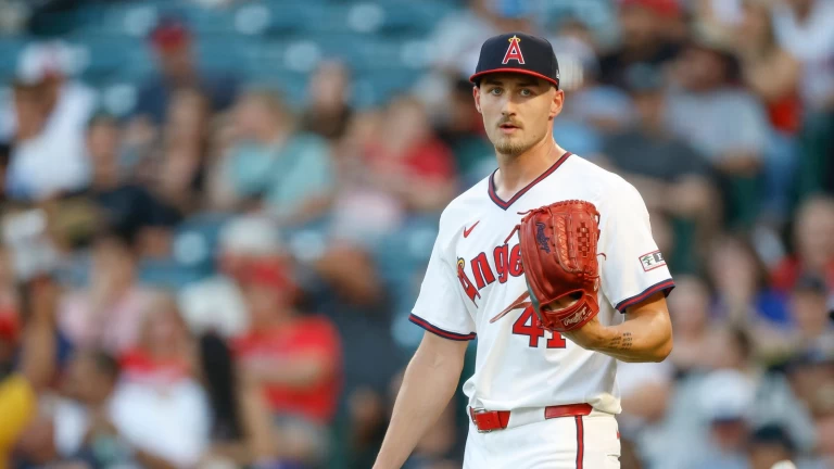 Kochanowicz and Johnson aim for bounce-back seasons