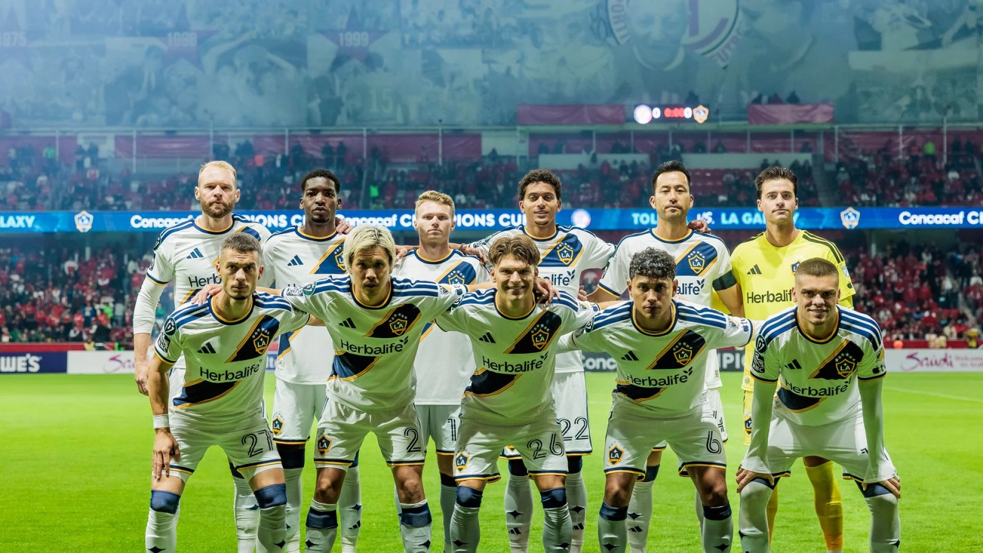 Paulinho Hat Trick Downs LA Galaxy 4-2 in Champions Cup First Leg