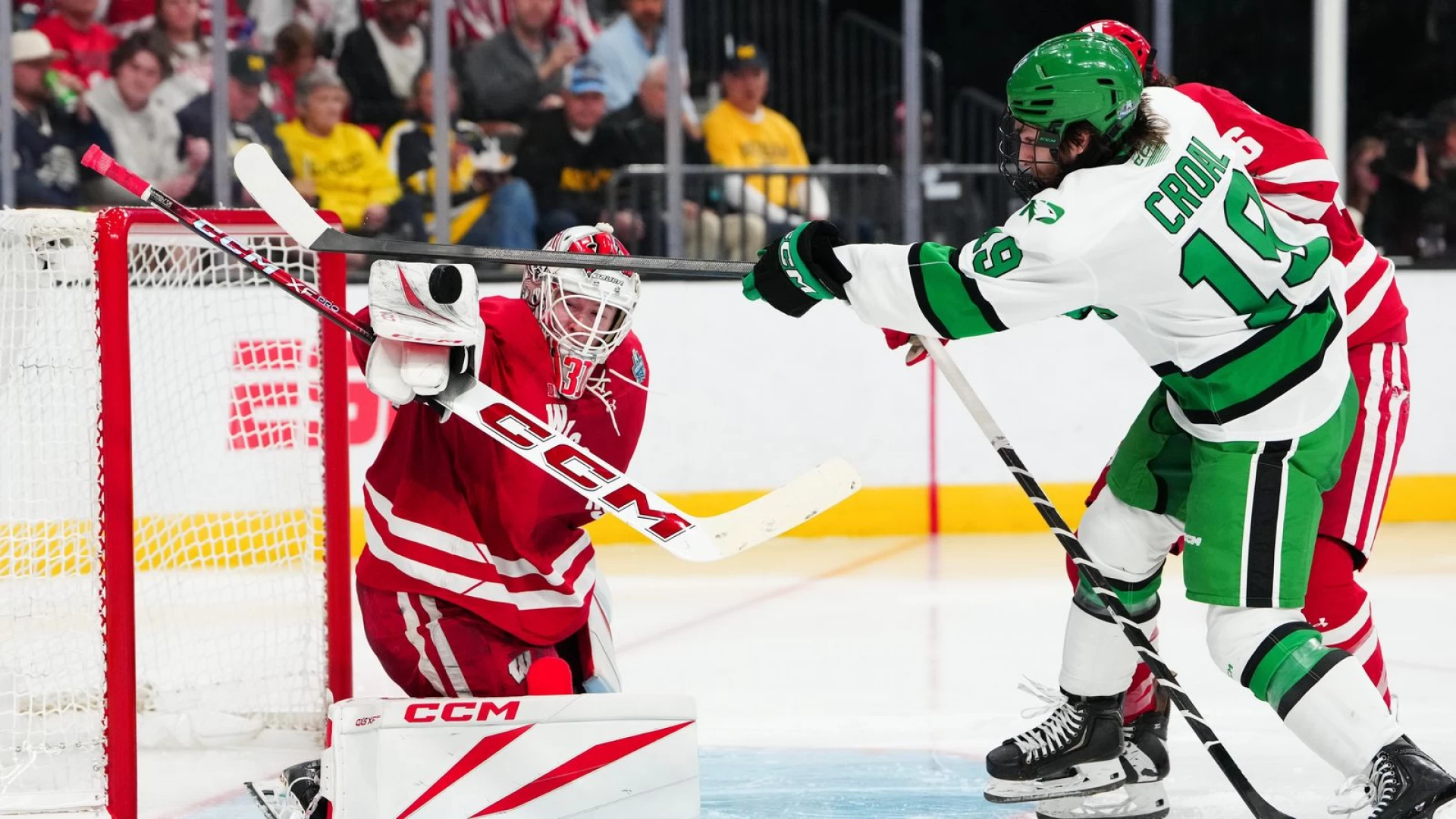 Frozen Four: Denver, Wisconsin learned to lose before winning