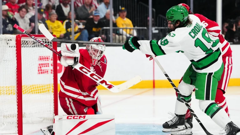 Frozen Four: Denver, Wisconsin learned to lose before winning