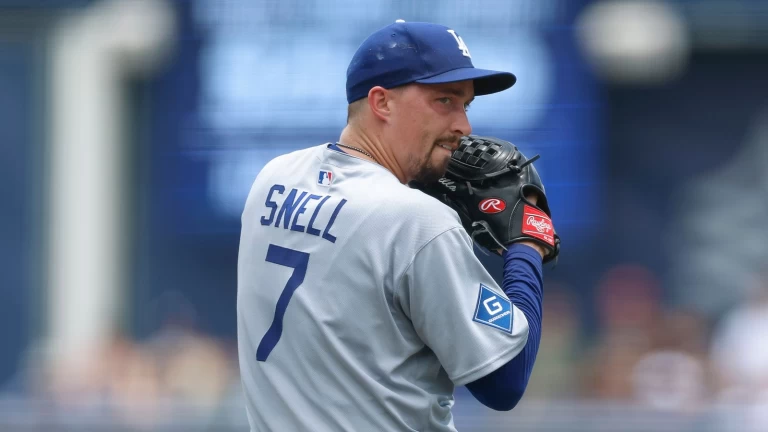 Snell's return nears after simulated inning at Dodger Stadium