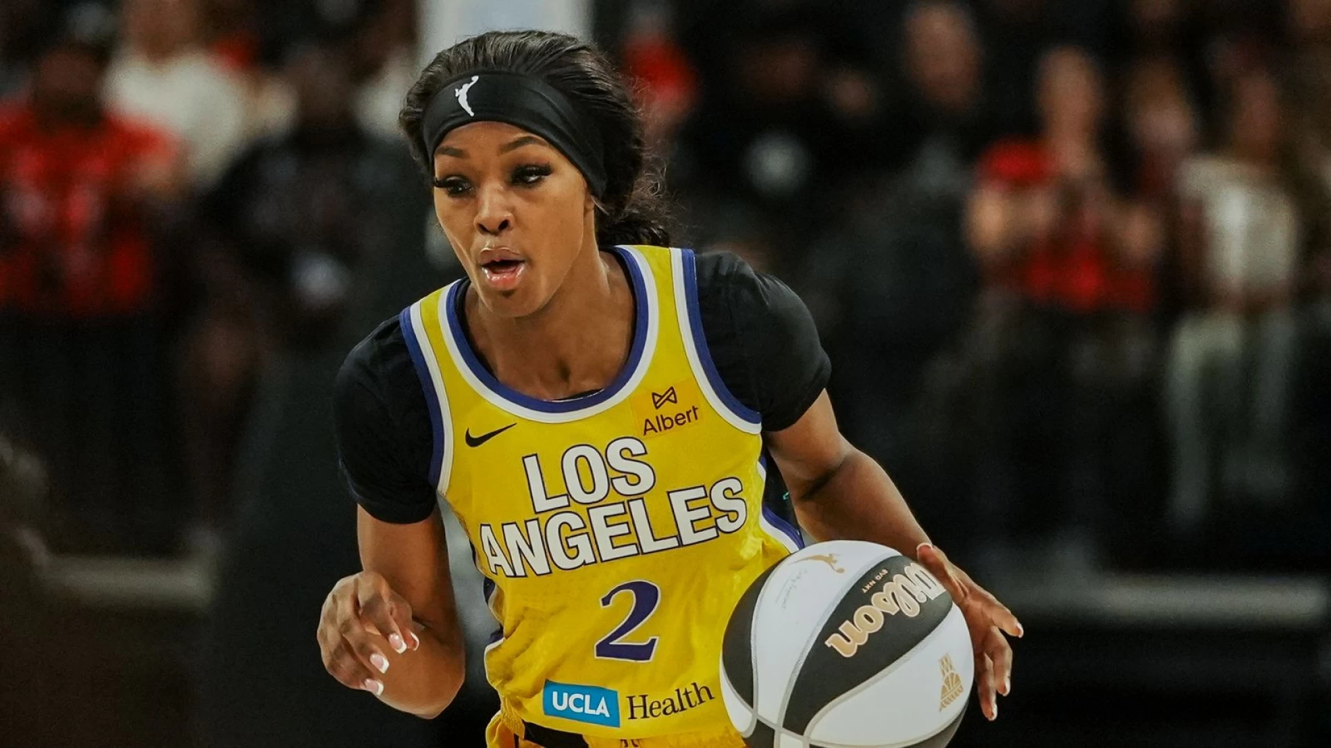 Sparks trade forward Jackson to the Sky for guard Atkins