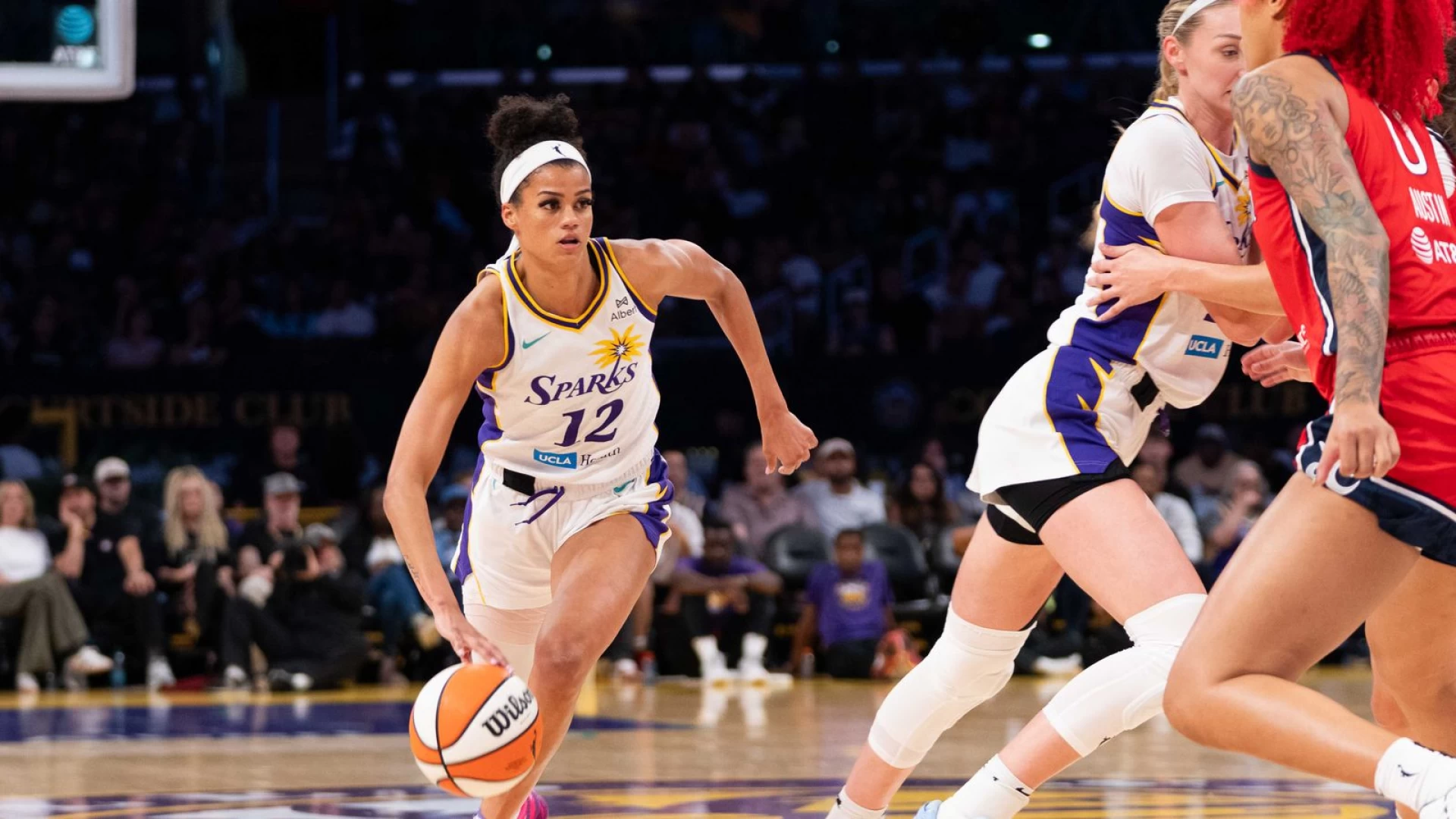 Rae Burrell has re-signed with the Sparks
