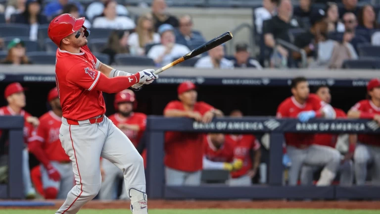 The Angels hit 5 home runs against the Yankees; Oswald Peraza has a day against his former club
