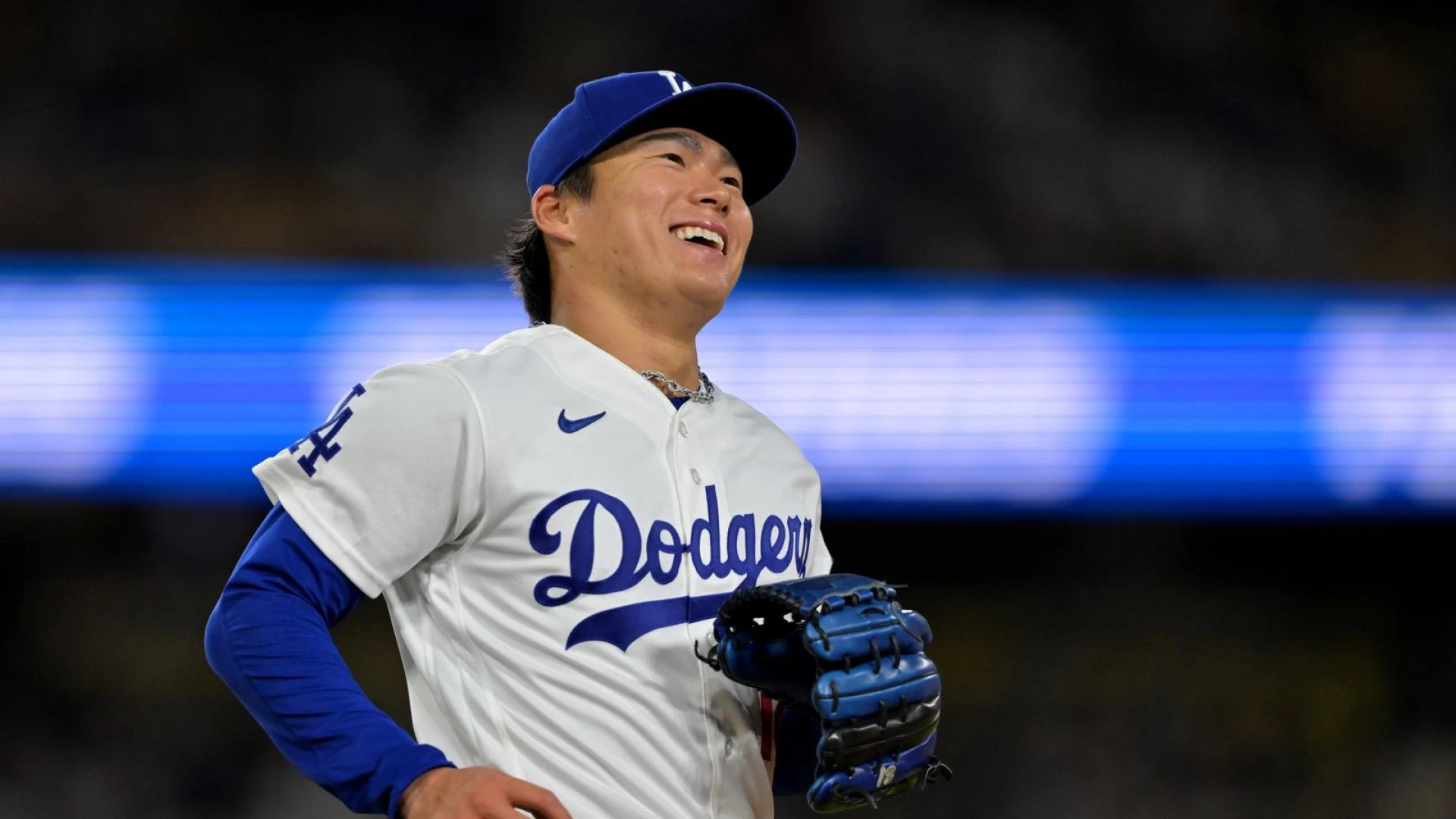 Straight Talk: Yamamoto’s ‘split’ decision helps L.A. shut down Mets again