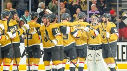 TST Images: Golden Knights defeat the Kraken, 4-1, at T-Mobile Arena to clinch the Pacific Division title