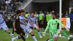 TST Images: San Jose Earthquakes defeat LAFC,4-1, at BMO Stadium