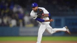 Edwin Díaz to undergo elbow surgery, Dodgers expect second-half return