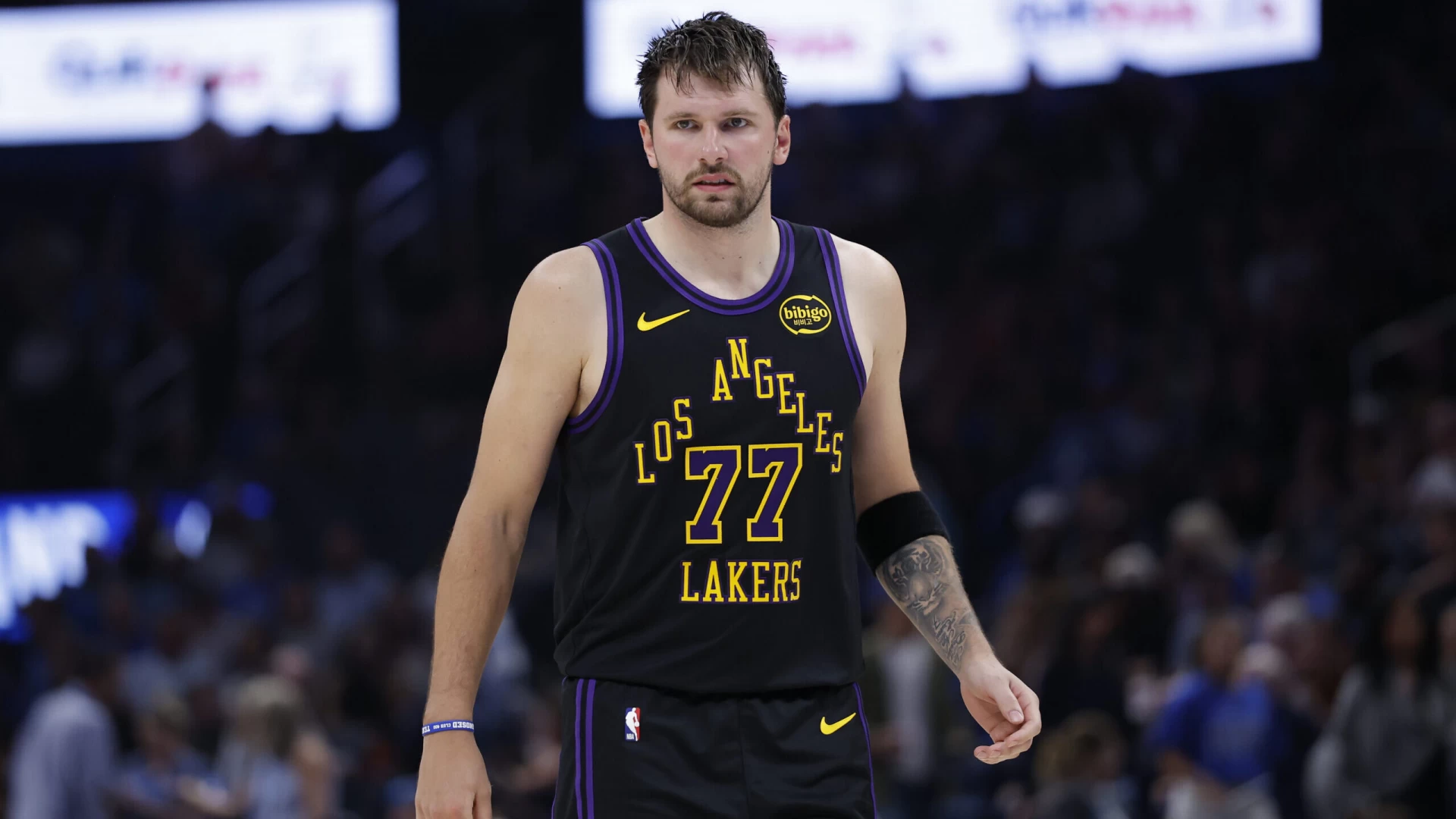 Lakers welcome Luka Dončić back to practice, remains sidelined with hamstring strain