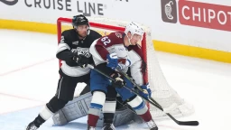 Kings in danger of being swept after third straight loss to Avalanche