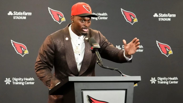 Jeremiyah Love joins exclusive RB Group