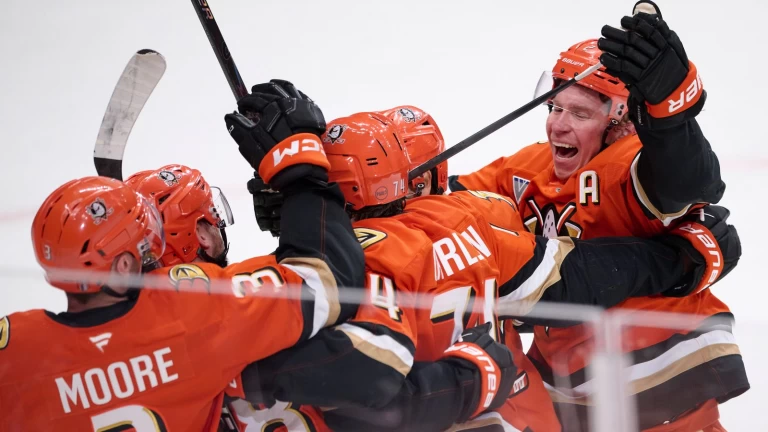 Poehling OT-winner seals another Ducks comeback, 3-1 series lead over Oilers
