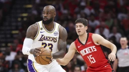Rockets deny Lakers' sweep in 115-96 Game 4 blowout