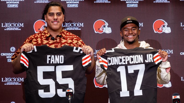 ESPN Reveals Draft Grades for All 32 Teams Following 2026 NFL Draft: Highlighting Winners, Losers & Steals