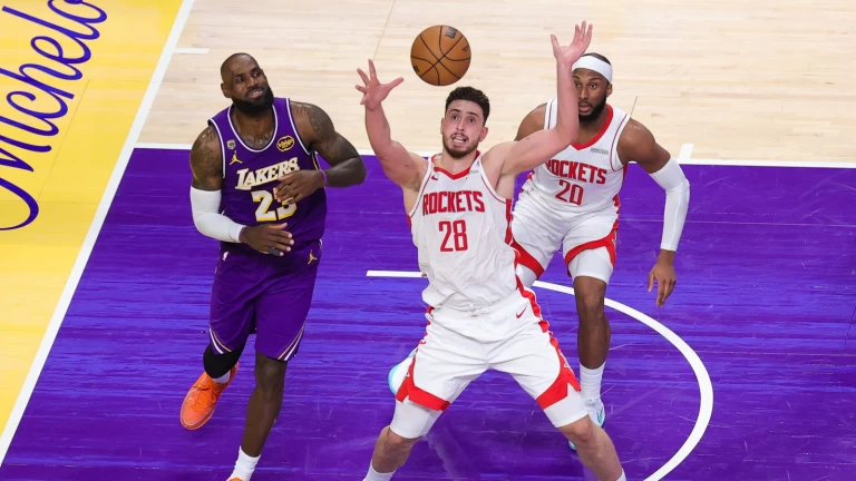 The Rockets' confidence is growing, and the Lakers must respond Latest Video Thumbnail