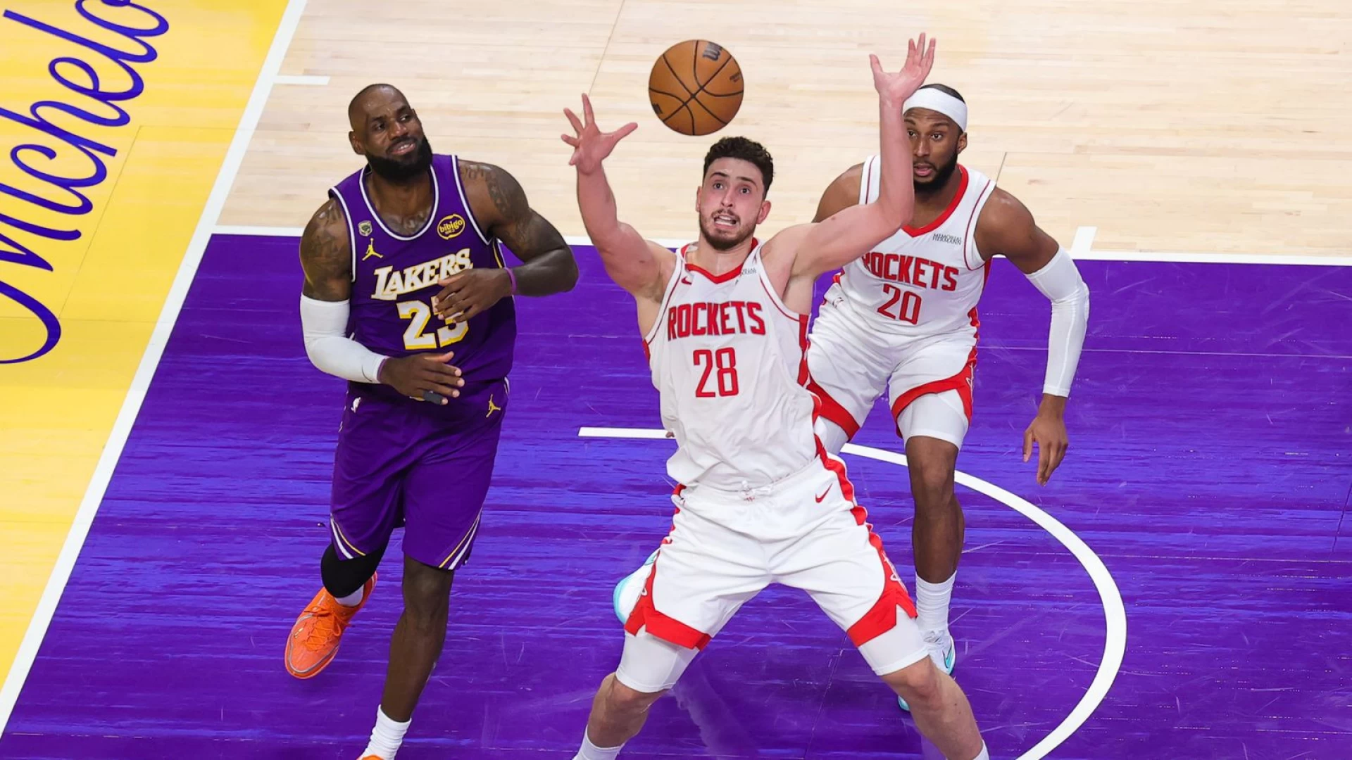 The Rockets’ confidence is growing, and the Lakers must respond