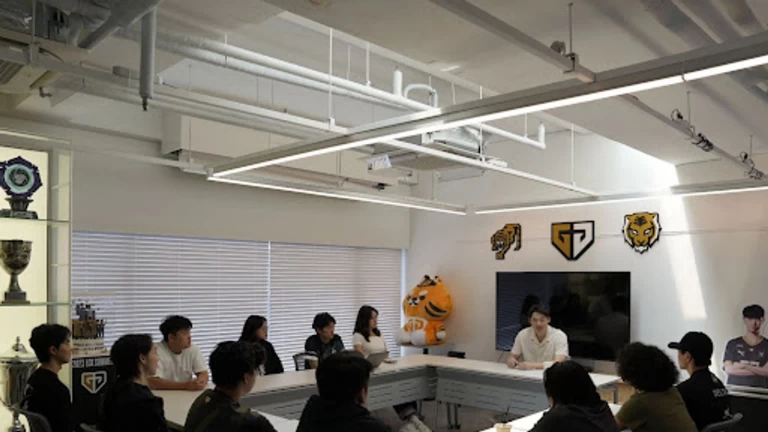 Gen.G's pushing to build the next generation of gaming pros Latest Video Thumbnail