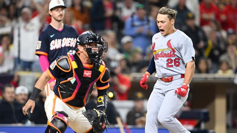 Padres drop second straight in ugly shutout loss to Cardinals
