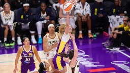 Sparks late run not enough in loss to Fever at home