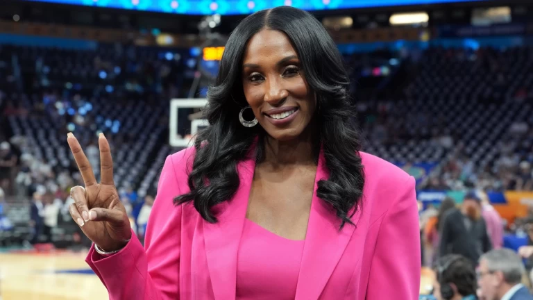 Sparks to honor Lisa Leslie with statue at Crypto.com Arena Latest Video Thumbnail