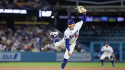 TST Images: Dodgers defeat Giants, 5-2, at Dodger Stadium