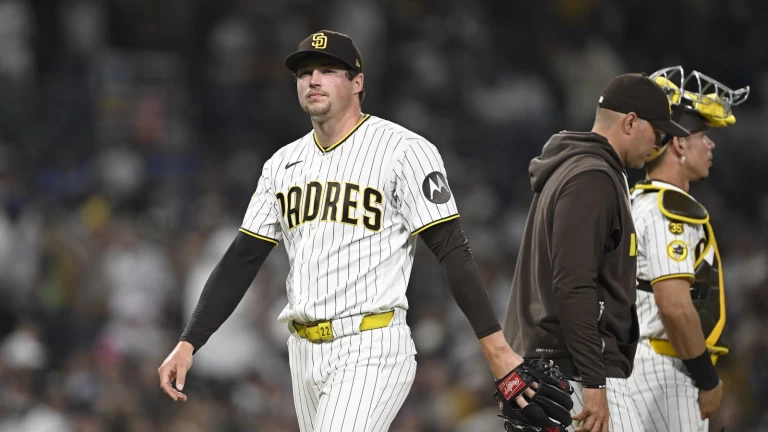 Padres late game error cost them against rival Dodgers