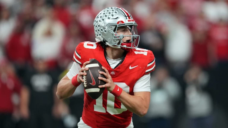 USA Today Ranks Top 10 College Football Quarterbacks for 2026 Season