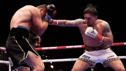 Usyk survives the upset, stops Verhoeven in round 11 at the Pyramids of Giza
