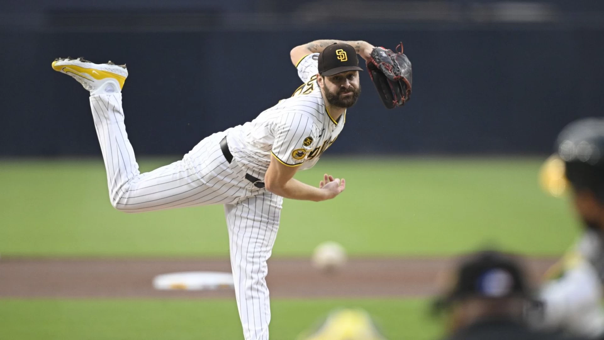 Patient Padres work season-high in walks to battle by Athletics