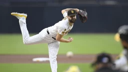Patient Padres work season-high in walks to battle by Athletics