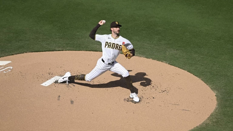 Coming up empty early costs Padres, Canning in loss to Phillies