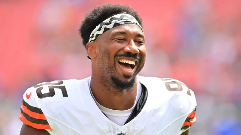 Rams land Myles Garrett in blockbuster trade with Browns