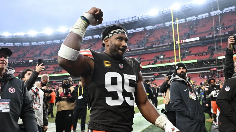 Rams become ever bigger Super Bowl favorites after stunning Myles Garrett trade