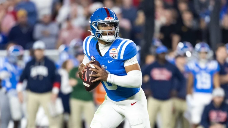 ESPN Ranks the Top 14 College Football Quarterbacks for 2026