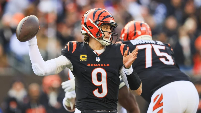 ESPN Ranks the Top 16 NFL Teams Best Chance to Win the Superbowl