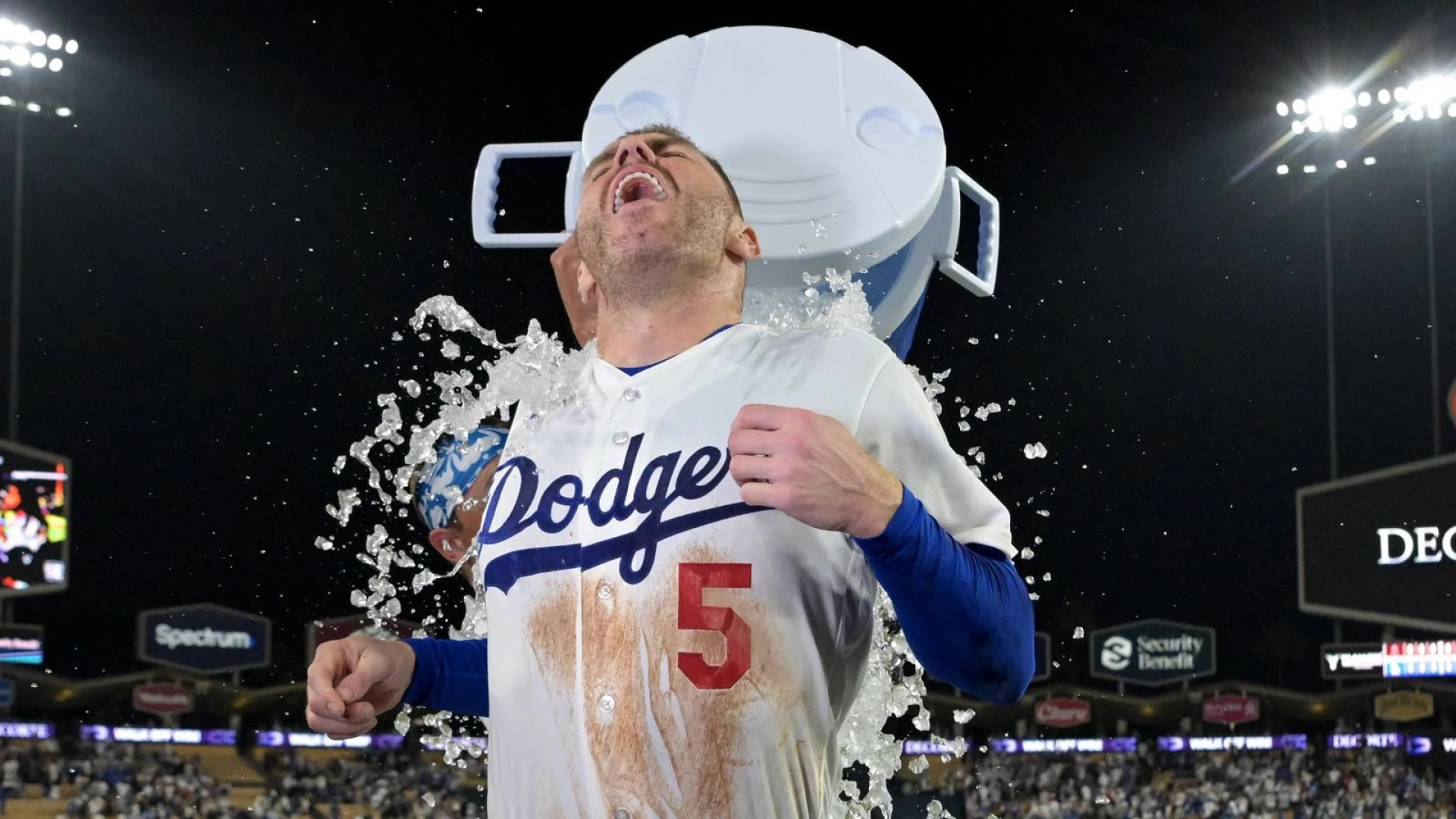 Freeman delivers another walk-off moment as Sasaki dominates in Dodgers win over Angels