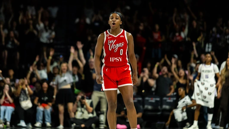 TST Images: Aces defeat Valkyries, 84-79, in Las Vegas