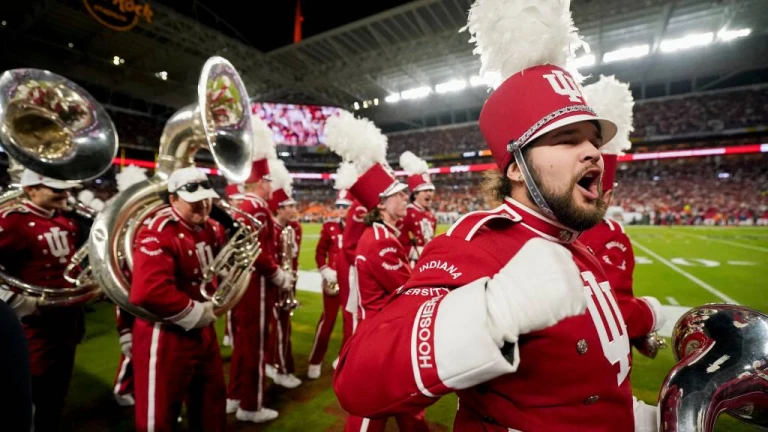 Ranking the Top 10 Indiana Football Fan Traditions