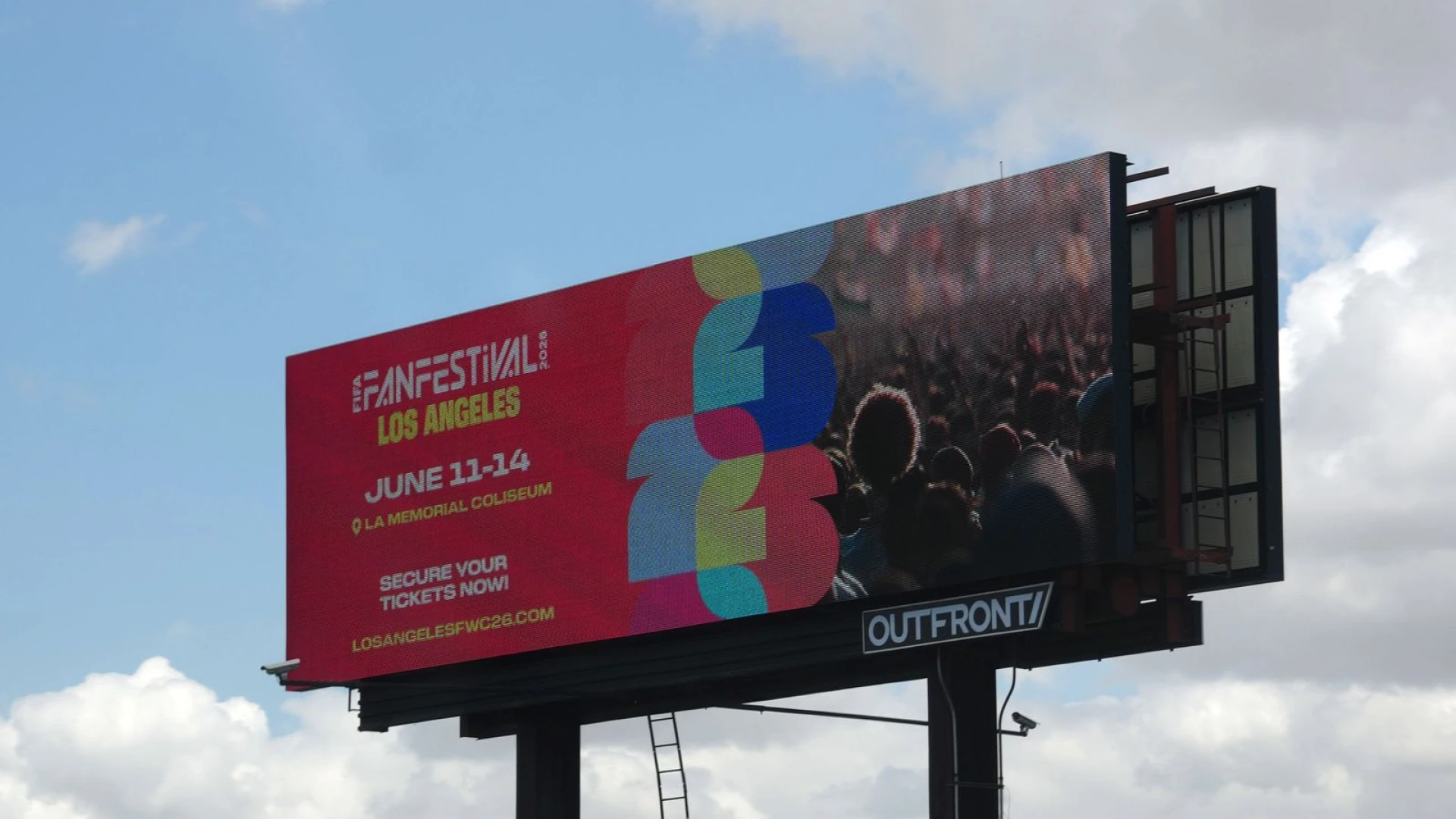 L.A.'s FIFA Fan Festival roars as Mexico opens the World Cup in convincing fashion