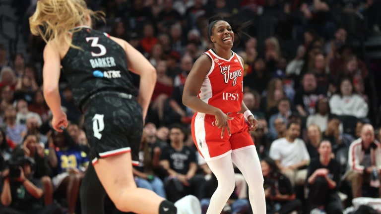 The big three heat up in Aces fifth straight win